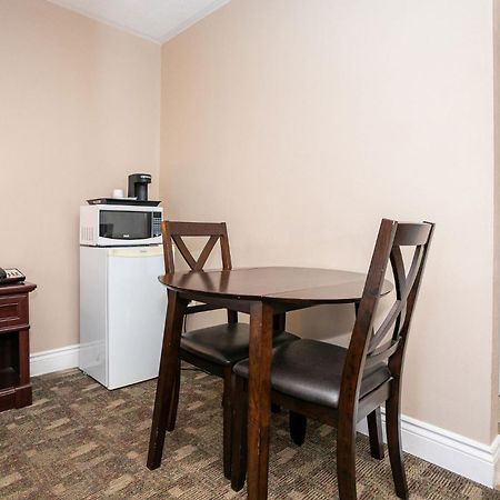 Canadas Best Value Inn&Suites-Charlottetown Exterior foto