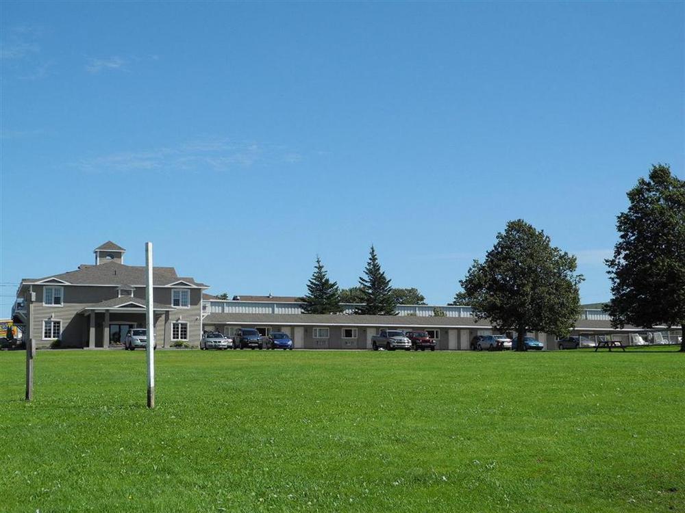 Canadas Best Value Inn&Suites-Charlottetown Exterior foto