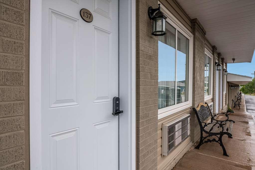 Canadas Best Value Inn&Suites-Charlottetown Exterior foto