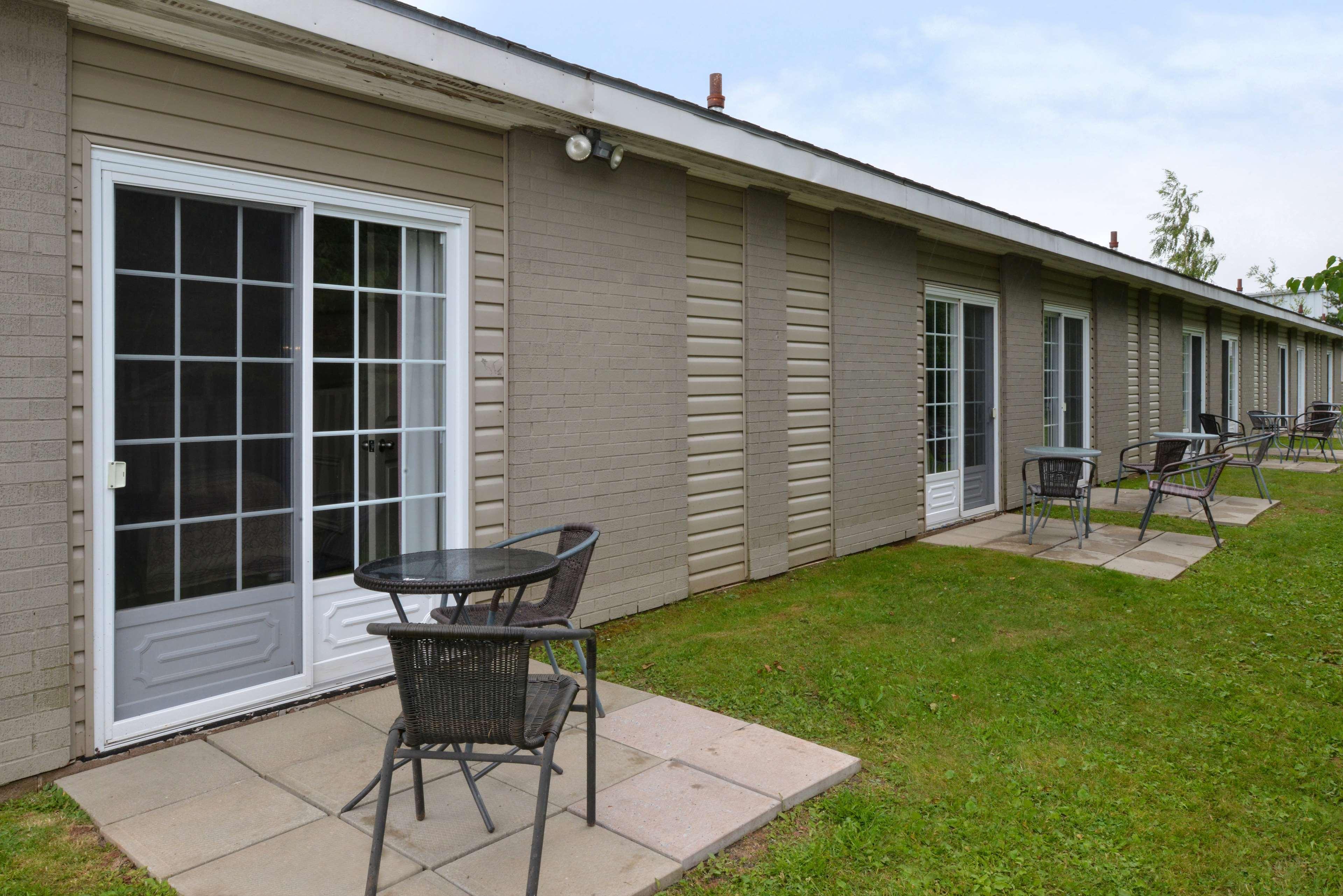 Canadas Best Value Inn&Suites-Charlottetown Exterior foto