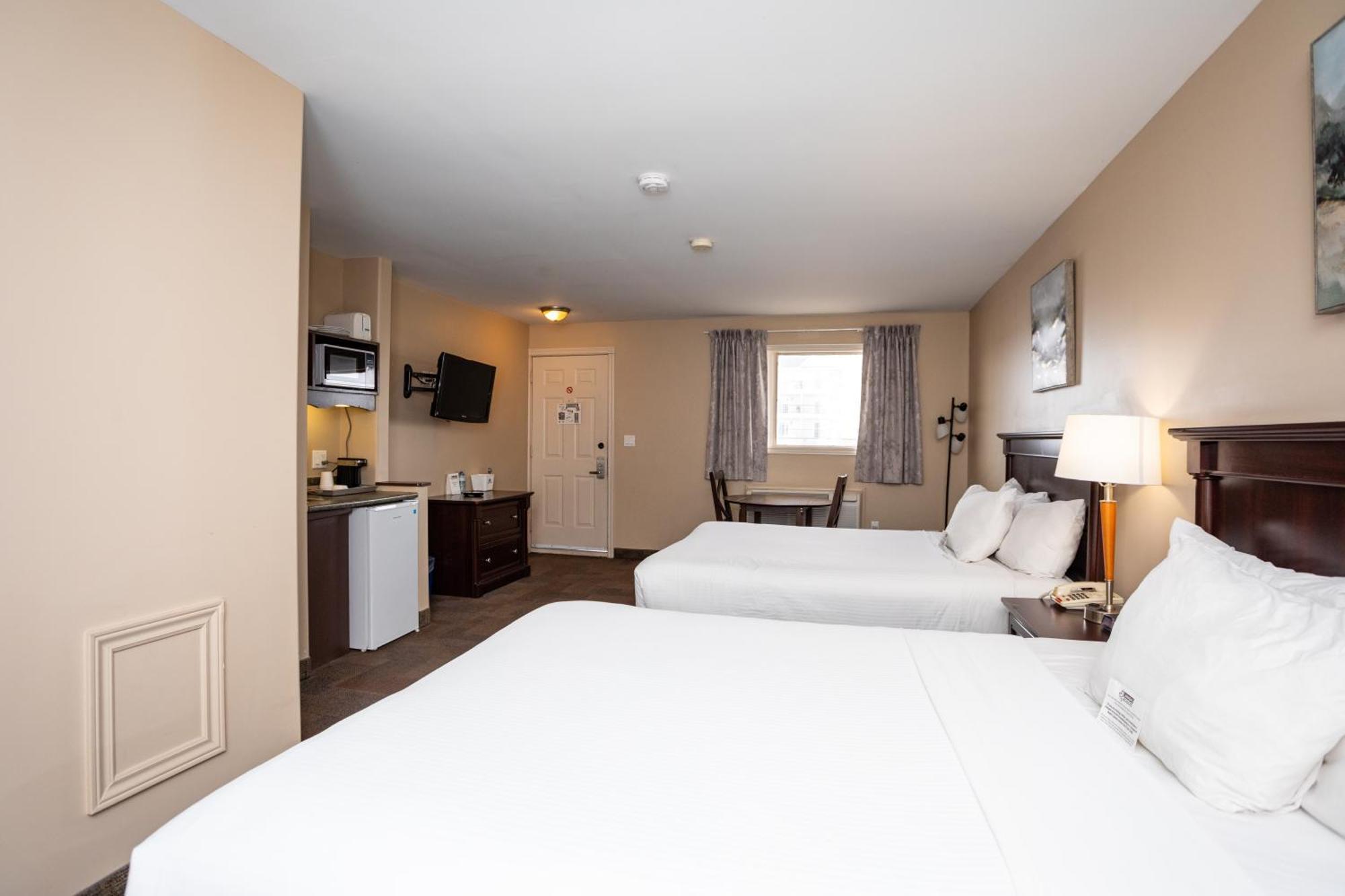Canadas Best Value Inn&Suites-Charlottetown Exterior foto