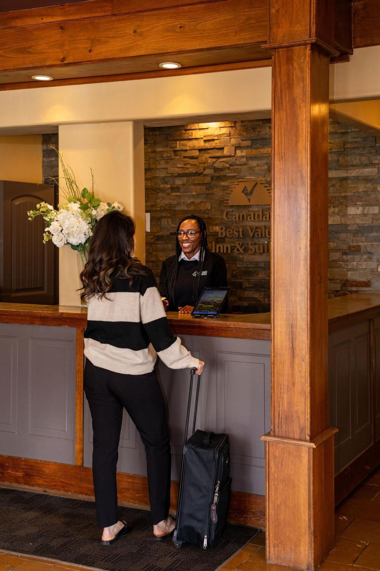 Canadas Best Value Inn&Suites-Charlottetown Exterior foto